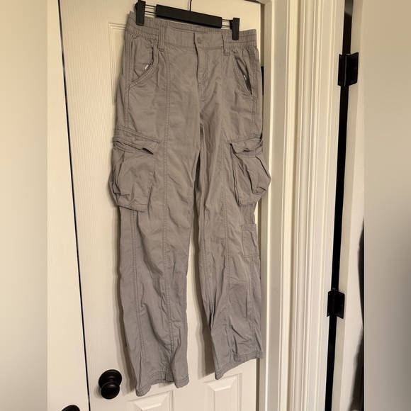 H&M Divided Cargo Pants Women’s Size 4 Grey - Picture 2 of 5